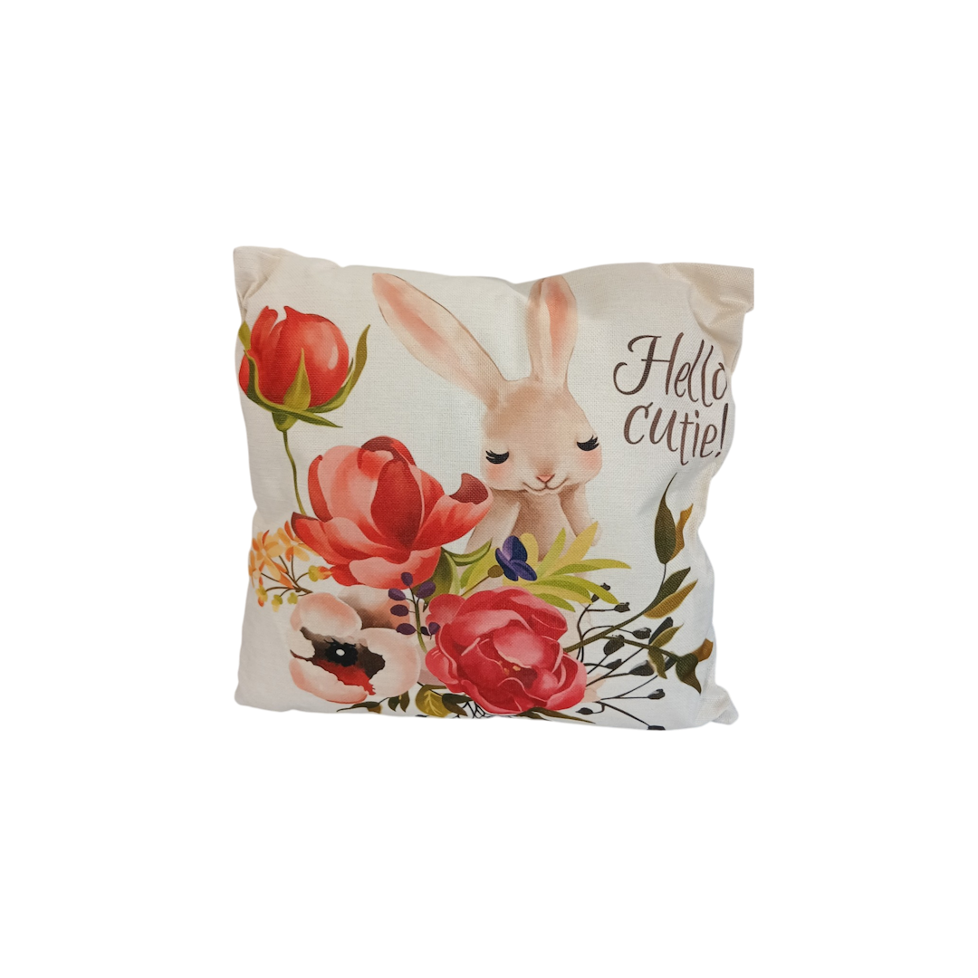 Perna decorativa iepurasi cu buchet Hello Cutie 43*43cm 1 Perna decorativa iepurasi cu buchet Hello Cutie 43*43cm 1
